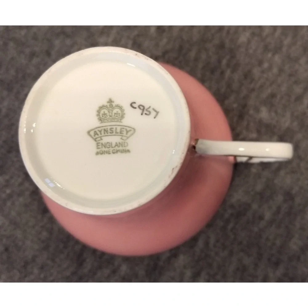 Aynsley Teacup & Saucer Pink Cabbage Rose Corset Bone China Gold Gilt‎ England